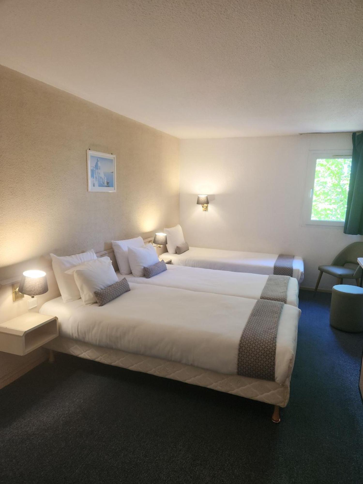 Hotel Nell Saint-Marcel  Eksteriør bilde