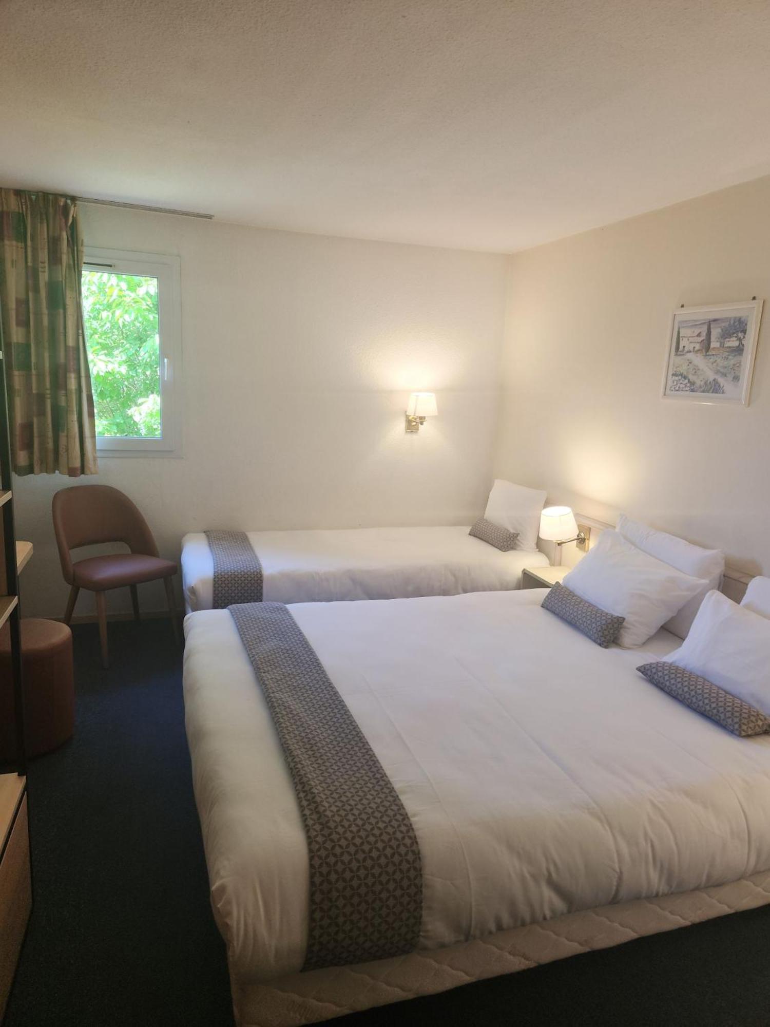 Hotel Nell Saint-Marcel  Eksteriør bilde